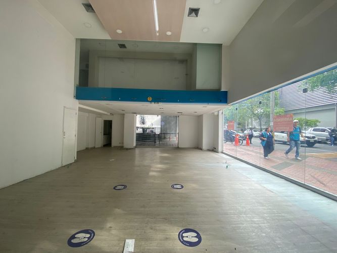 Local en arriendo en Villa Carlota, Medellín, 120 m² · foto 4 de 5