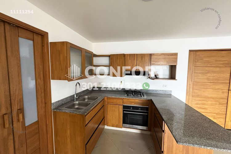 Apartamento de 3 alcobas en arriendo en Caminos De La Romeria, Sabaneta, 121 m² · foto 4 de 19