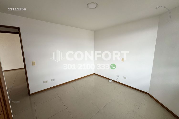 Apartamento de 3 alcobas en arriendo en Caminos De La Romeria, Sabaneta, 121 m² · foto 8 de 19