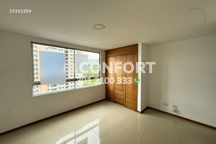 Apartamento de 3 alcobas en arriendo en Caminos De La Romeria, Sabaneta, 121 m² · foto 12 de 19