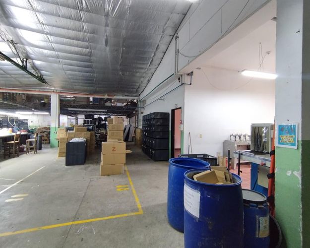 Bodega en arriendo en El Poblado, Medellín, 750 m² · foto 5 de 11