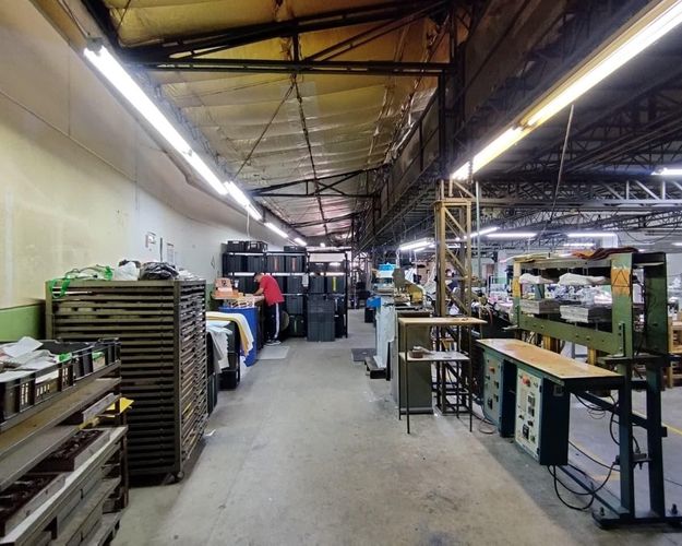 Bodega en arriendo en El Poblado, Medellín, 750 m² · foto 10 de 11