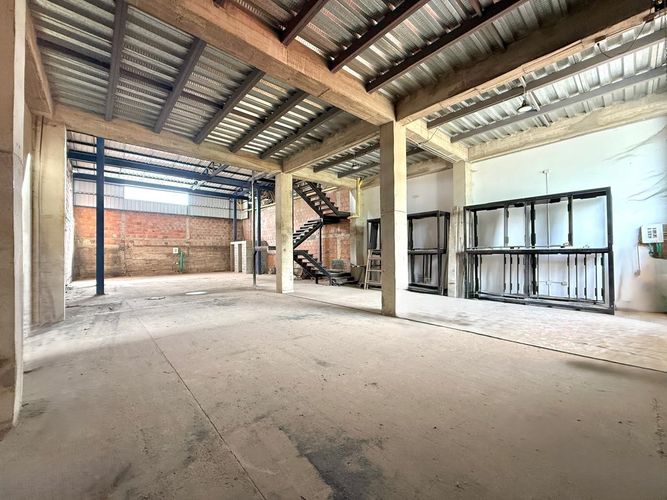 Bodega en arriendo en Morelia, Pereira, 500 m² · foto 4 de 11
