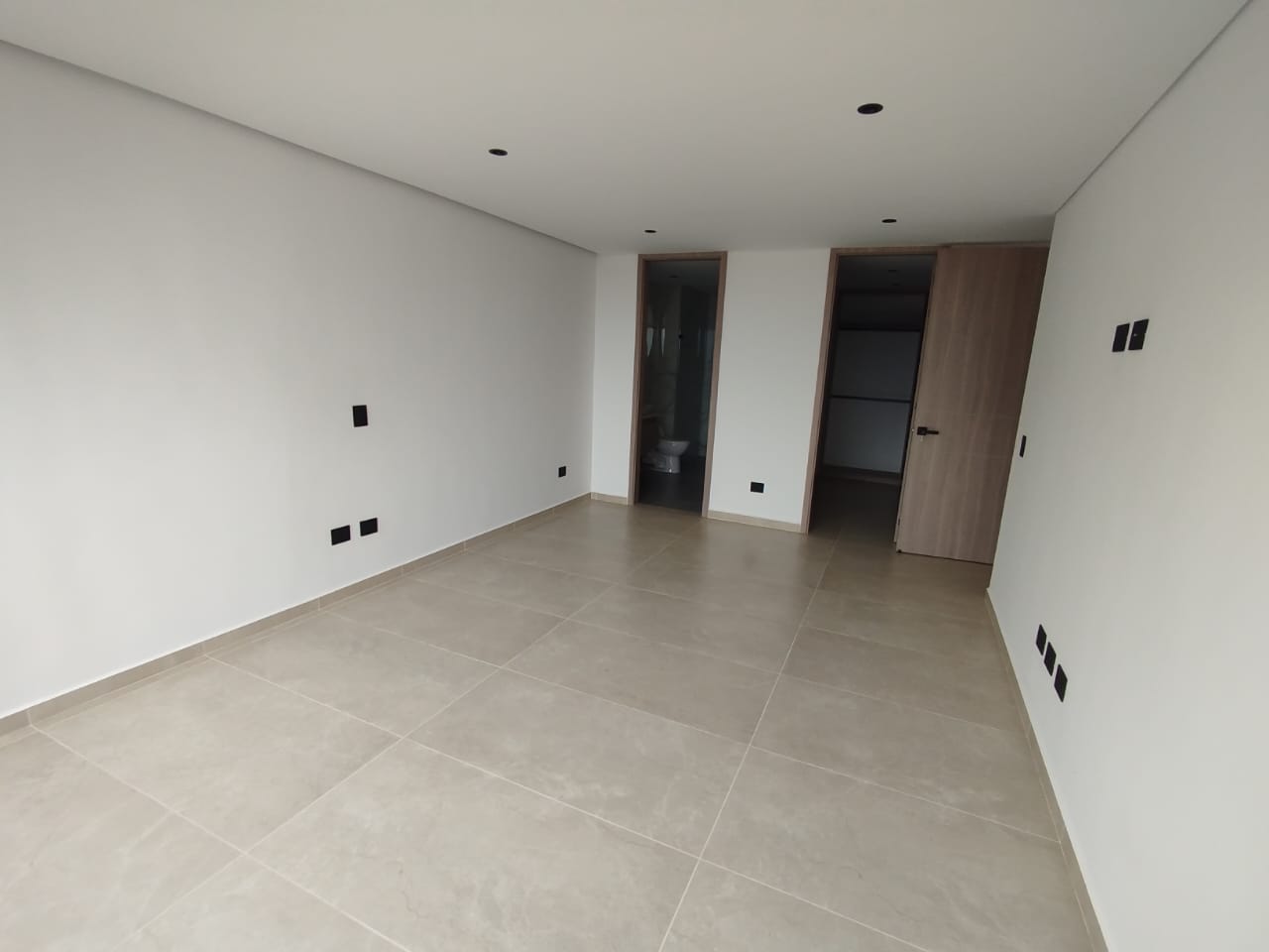 Apartamento en arriendo en Laureles, Medellín · foto 5 de 18