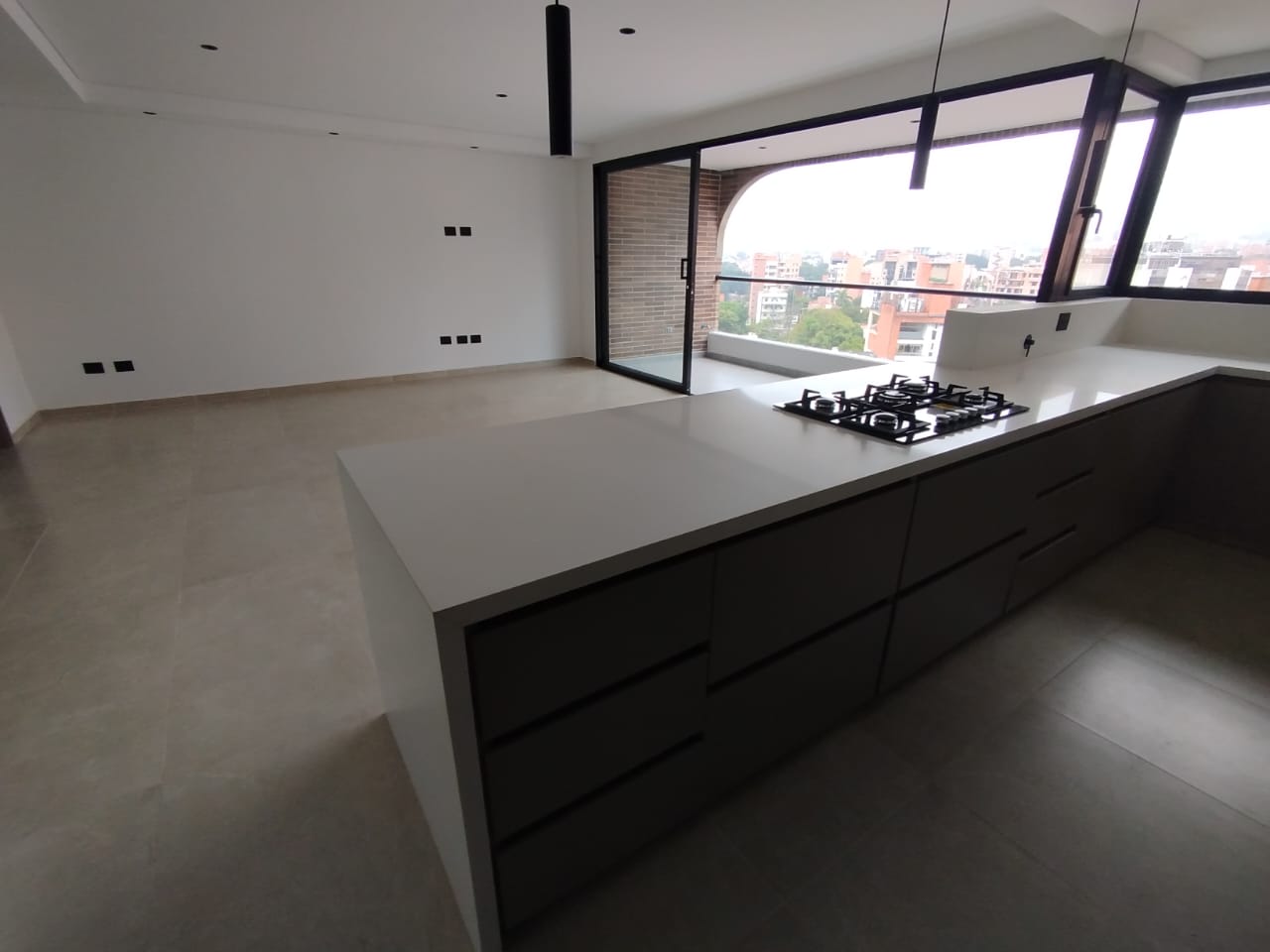 Apartamento en arriendo en Laureles, Medellín · foto 9 de 18