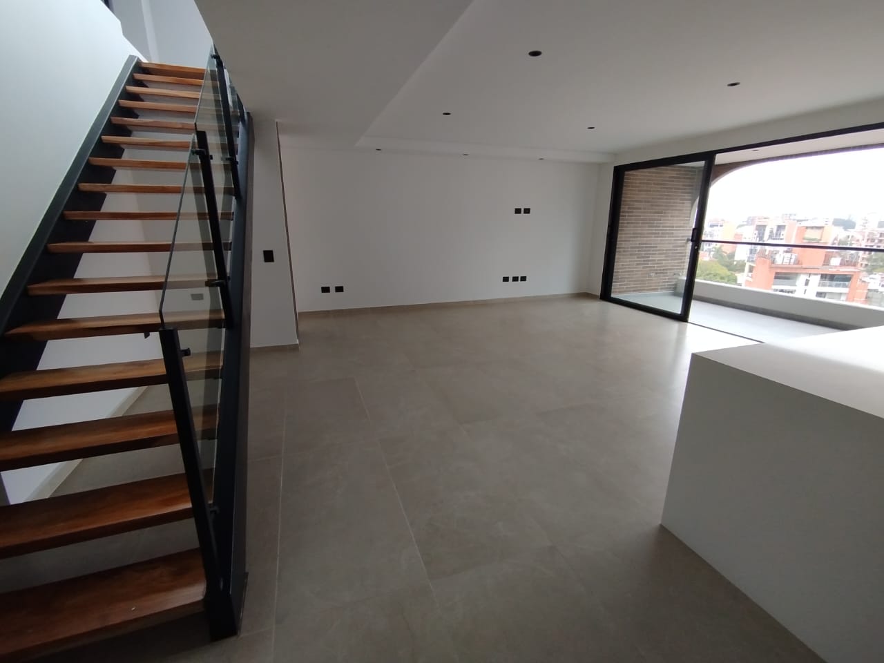 Apartamento en arriendo en Laureles, Medellín · foto 4 de 18