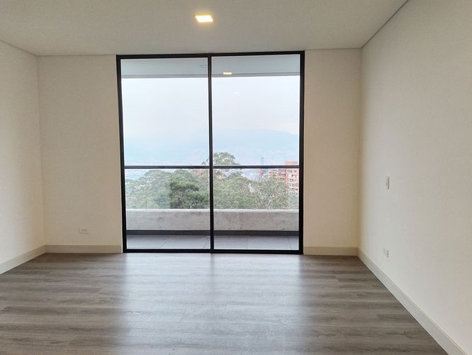 Apartamento de 3 alcobas en arriendo en Los Naranjos, Medellín, 156 m² · foto 15 de 19