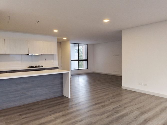 Apartamento de 3 alcobas en arriendo en Los Naranjos, Medellín, 156 m² · foto 11 de 19
