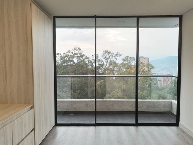 Apartamento de 3 alcobas en arriendo en Los Naranjos, Medellín, 156 m² · foto 18 de 19