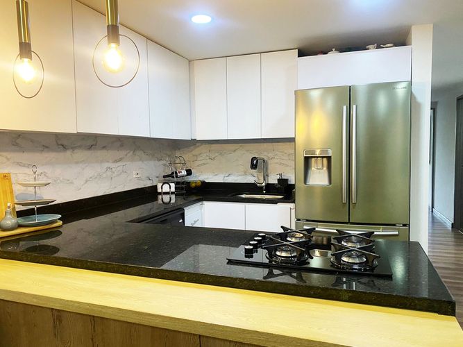 Casa de 2 alcobas en venta en San Lucas, Medellín, 120 m² · foto 9 de 17