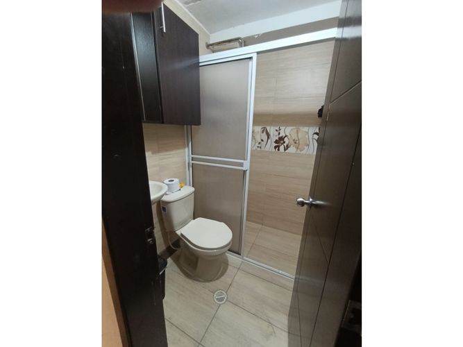 Edificio en venta en Paseo Del Puente, Piedecuesta, 260 m² · foto 9 de 18