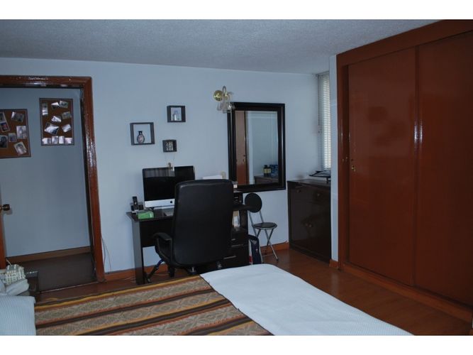 Apartamento de 3 alcobas en venta en Acevedo Tejada, Bogotá, 152 m² · foto 6 de 10
