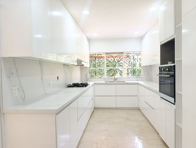 Casa de 4 alcobas en venta en El Poblado, Medellín, 400 m² · foto 3 de 20