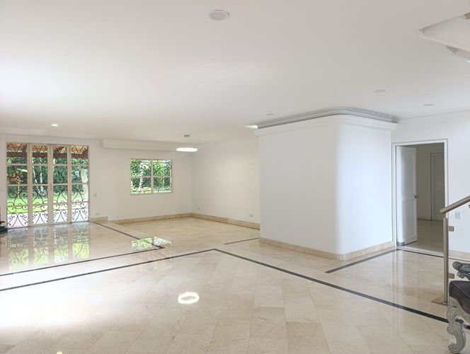 Casa de 4 alcobas en venta en El Poblado, Medellín, 400 m² · foto 11 de 20