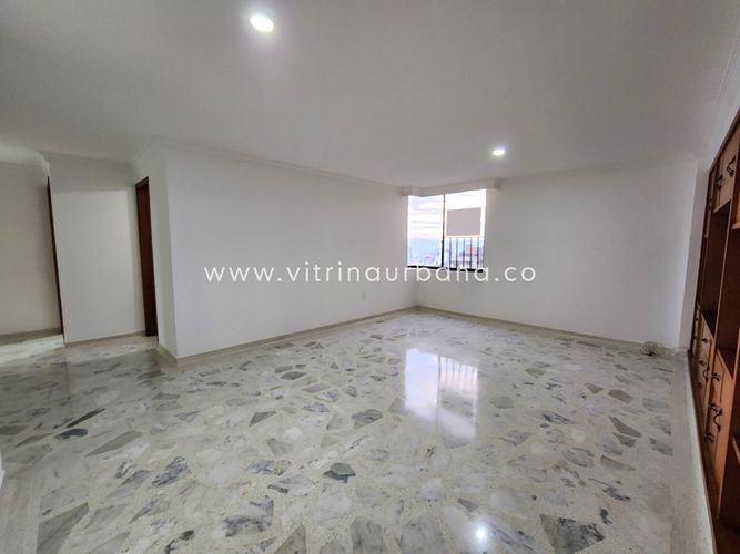 Apartamento de 4 alcobas en venta en Cabecera Del Llano, Bucaramanga, 213 m² · foto 13 de 21