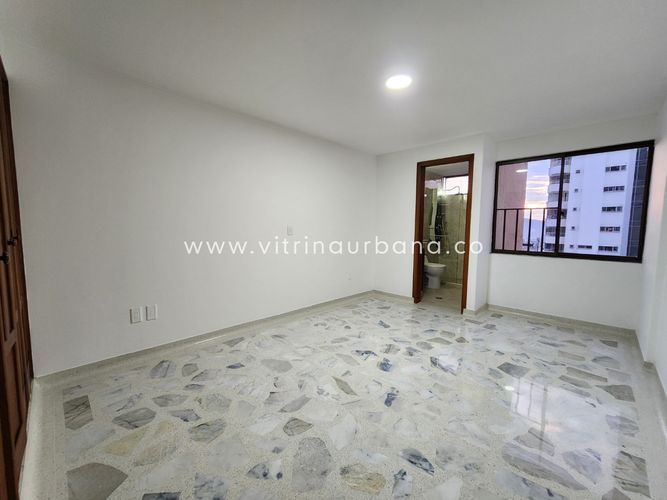 Apartamento de 4 alcobas en venta en Cabecera Del Llano, Bucaramanga, 213 m² · foto 18 de 21