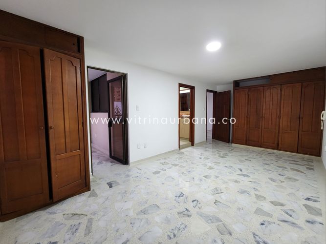 Apartamento de 4 alcobas en venta en Cabecera Del Llano, Bucaramanga, 213 m² · foto 14 de 21
