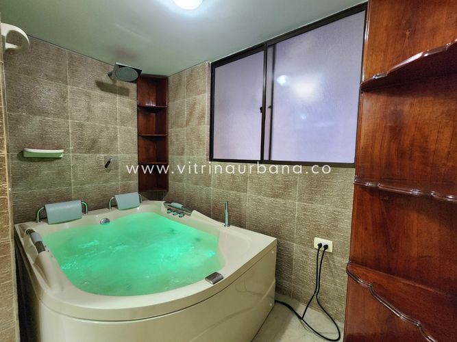 Apartamento de 4 alcobas en venta en Cabecera Del Llano, Bucaramanga, 213 m² · foto 16 de 21