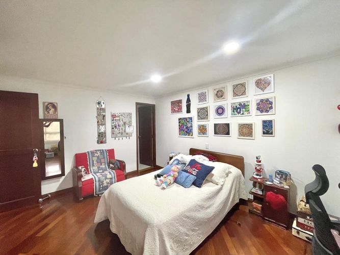 Apartamento de 2 alcobas en venta en Vizcaya, Medellín, 172 m² · foto 9 de 12