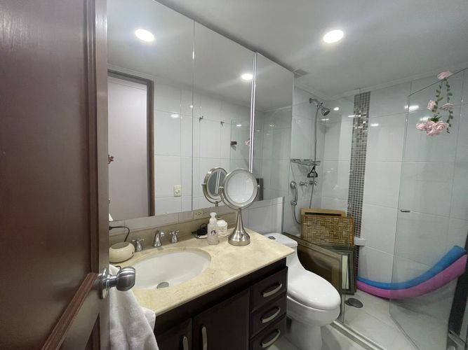 Apartamento de 2 alcobas en venta en Vizcaya, Medellín, 172 m² · foto 10 de 12