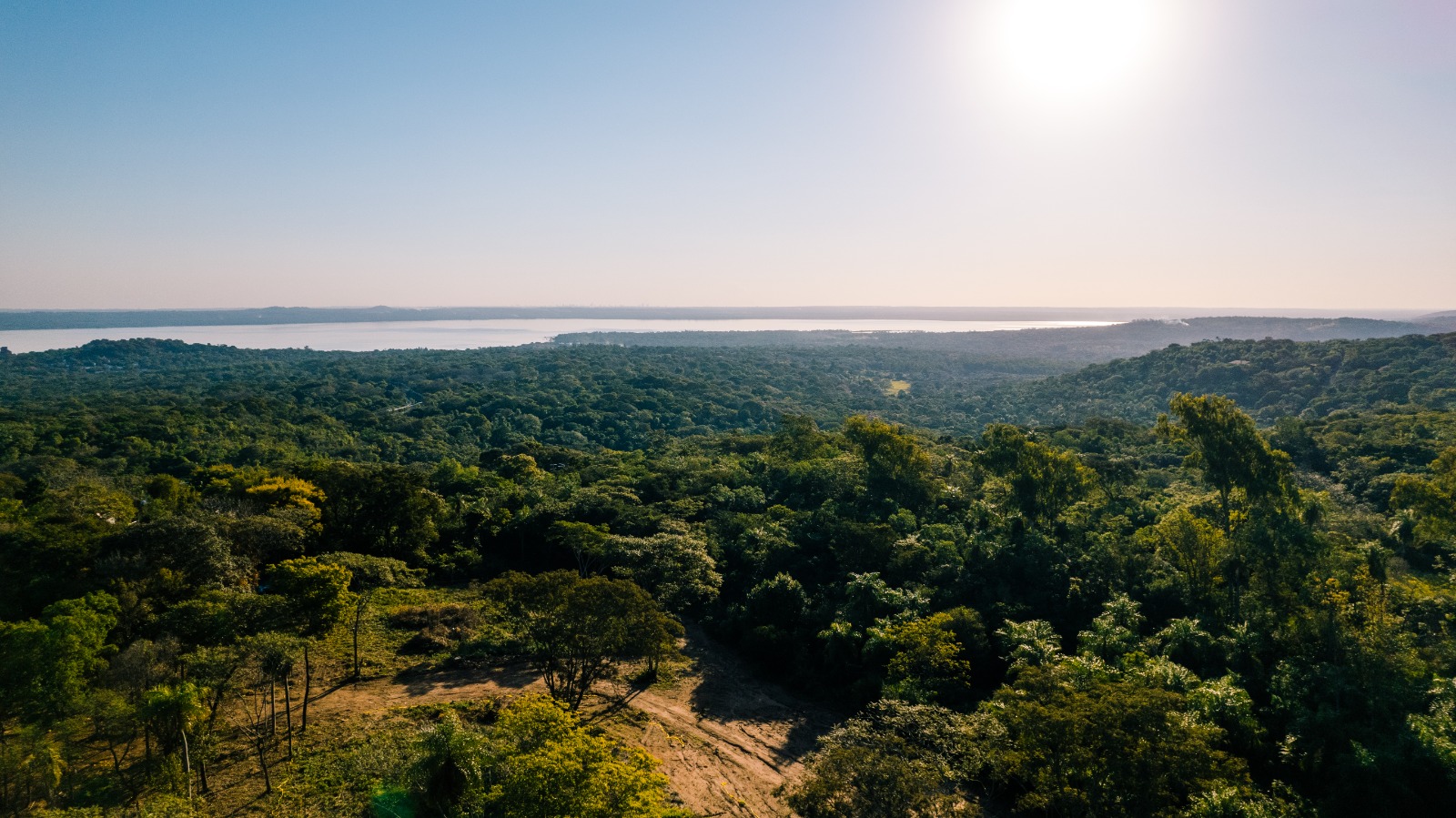 VENTA DE LOTES CON VISTAS AL LAGO EN CONDOMINIO EXCLUSIVO VISOK SANBERNARDINO — foto 2