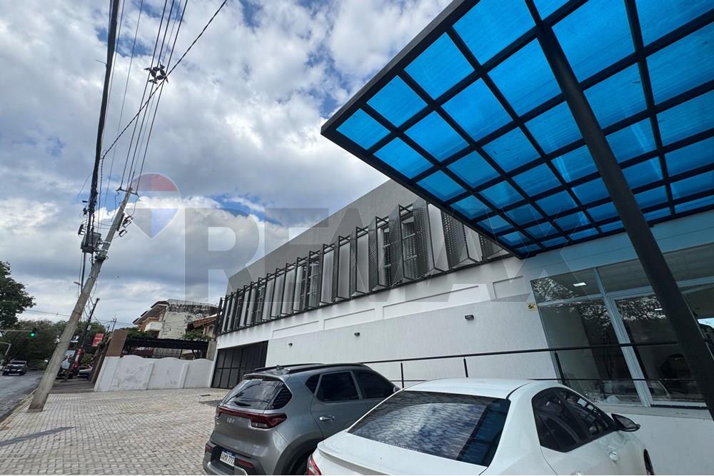 En venta CLINICA A ESTRENAR sobre general santos — foto 2