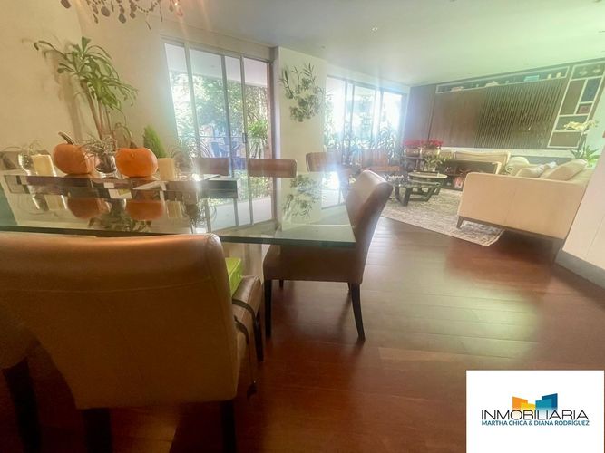 Apartamento de 3 alcobas en venta en Chico, Bogotá, 290 m² · foto 3 de 24