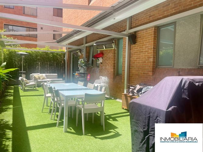 Apartamento de 3 alcobas en venta en Chico, Bogotá, 290 m² · foto 10 de 24