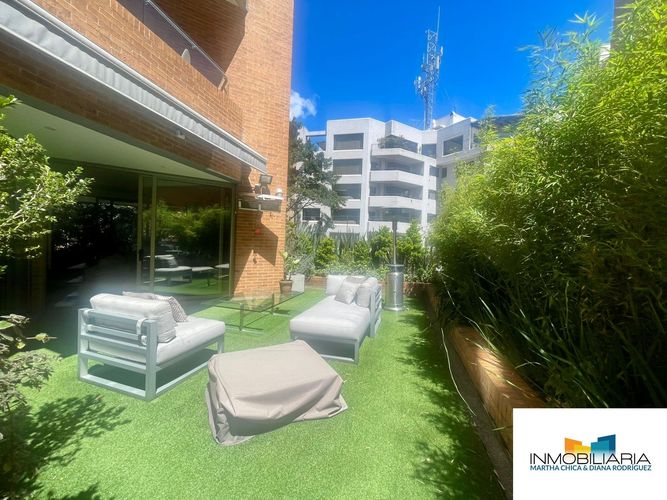 Apartamento de 3 alcobas en venta en Chico, Bogotá, 290 m² · foto 11 de 24