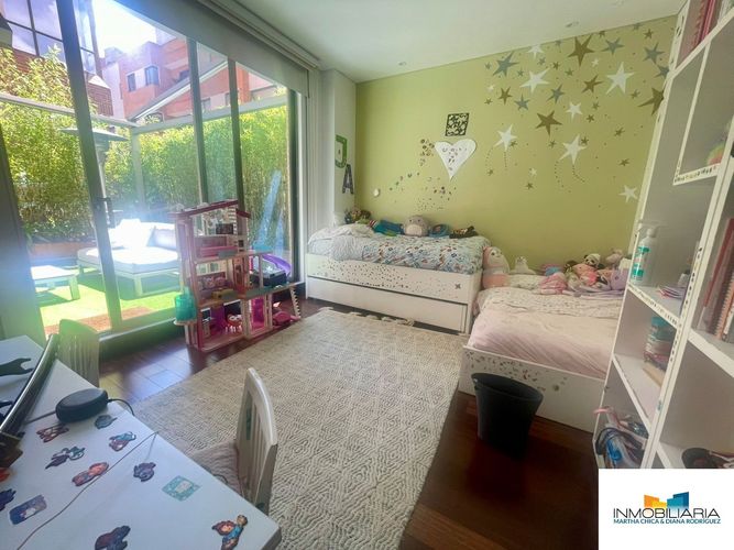 Apartamento de 3 alcobas en venta en Chico, Bogotá, 290 m² · foto 24 de 24