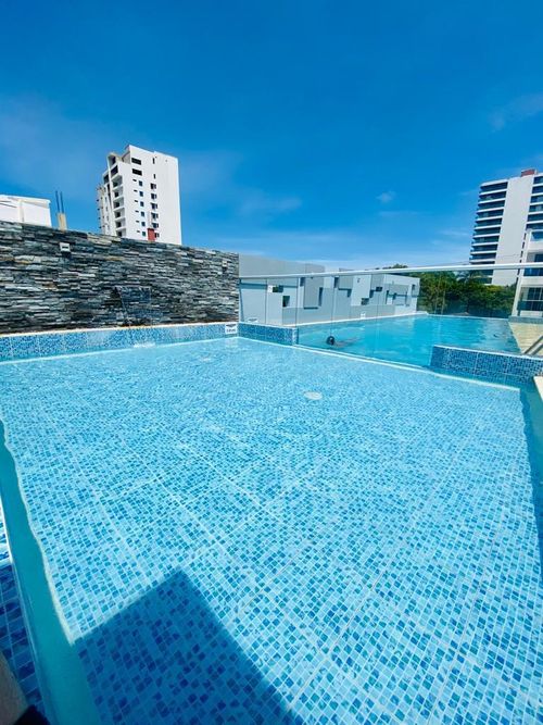 Apartamento de 2 alcobas en venta en Crespo, Cartagena, 90 m² · foto 2 de 22