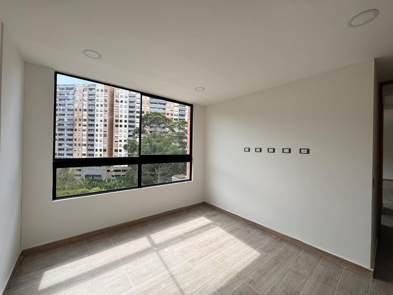 Apartamento en venta en El Chingui, Envigado · foto 3 de 10