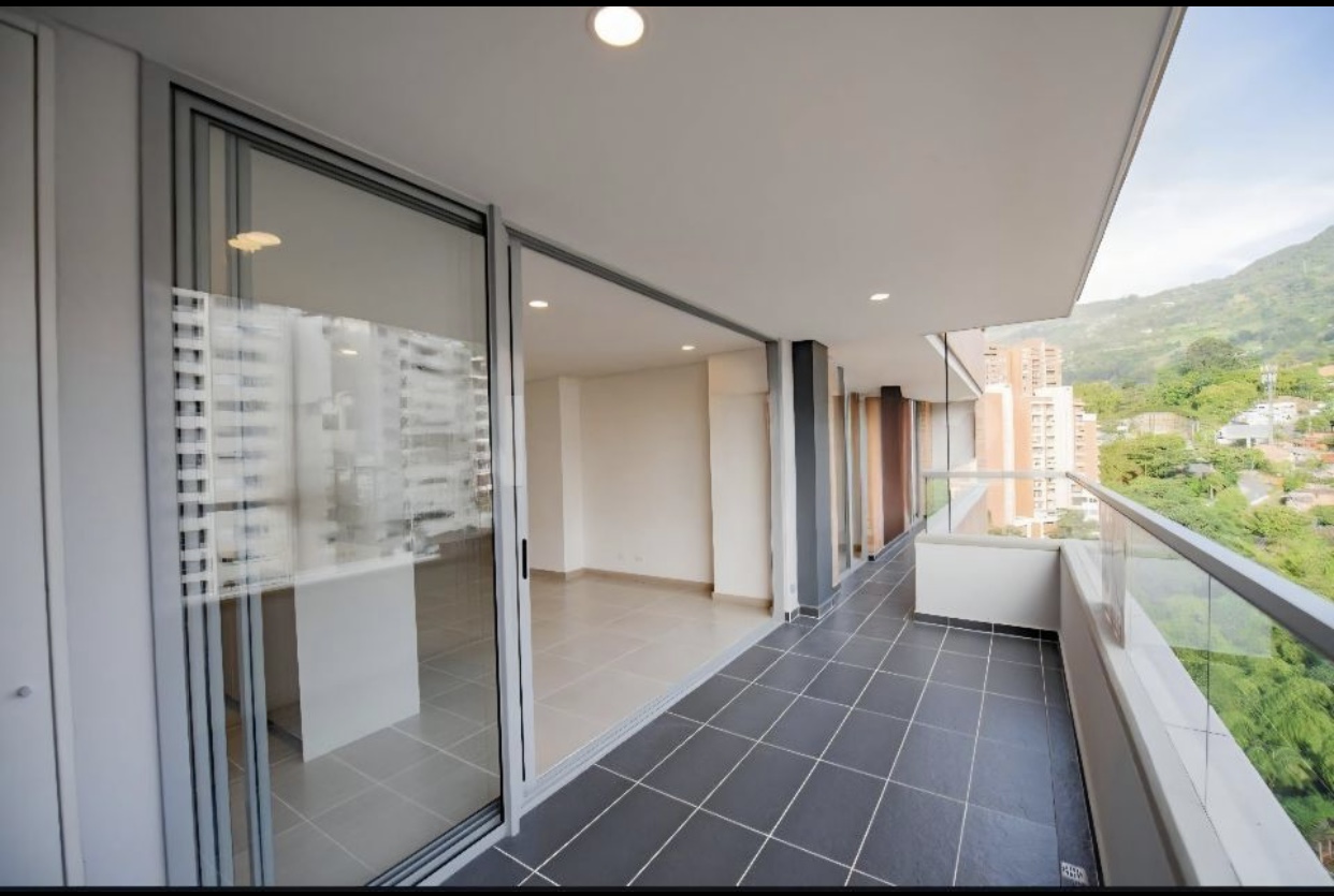 Apartamento en venta en Camino Verde, Envigado · foto 5 de 6