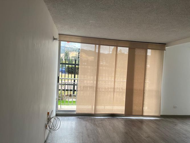 Apartamento de 2 alcobas en venta en Cr. Altamorada, Tocancipá, 61 m² · foto 2 de 10