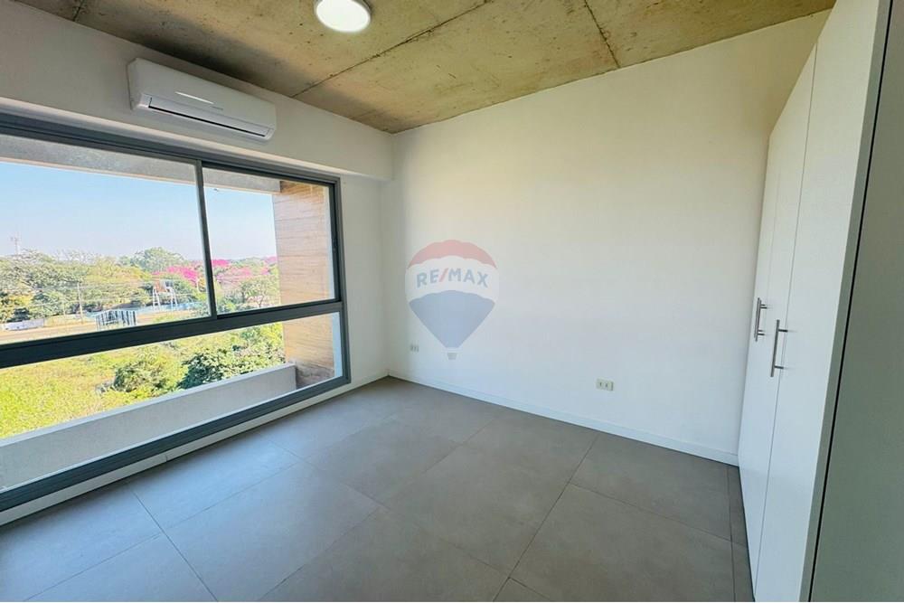 Departamento de 3 dormitorios en Terrazas de Laurelty Luque     J.A. — foto 2