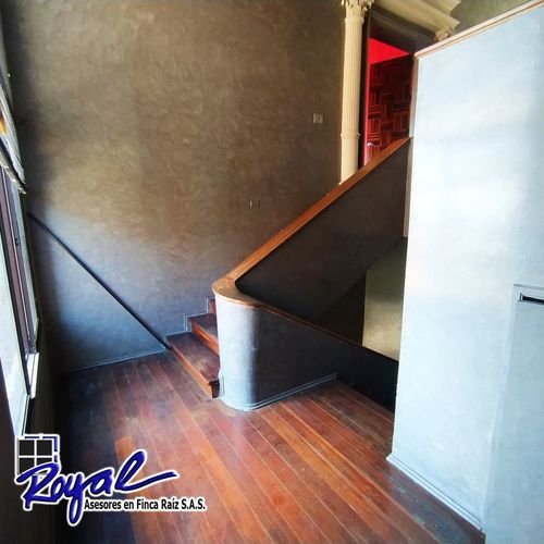 Casa de 5 alcobas en venta en El Refugio, Bogotá, 750 m² · foto 3 de 24