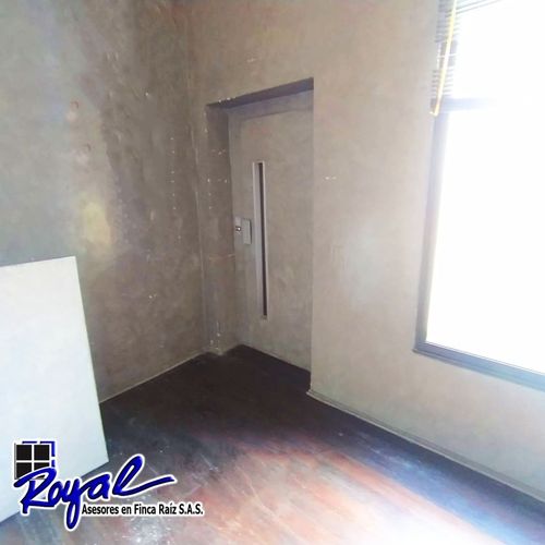 Casa de 5 alcobas en venta en El Refugio, Bogotá, 750 m² · foto 5 de 24