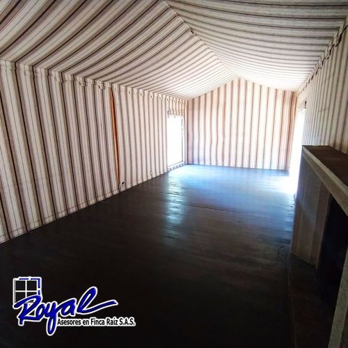 Casa de 5 alcobas en venta en El Refugio, Bogotá, 750 m² · foto 16 de 24