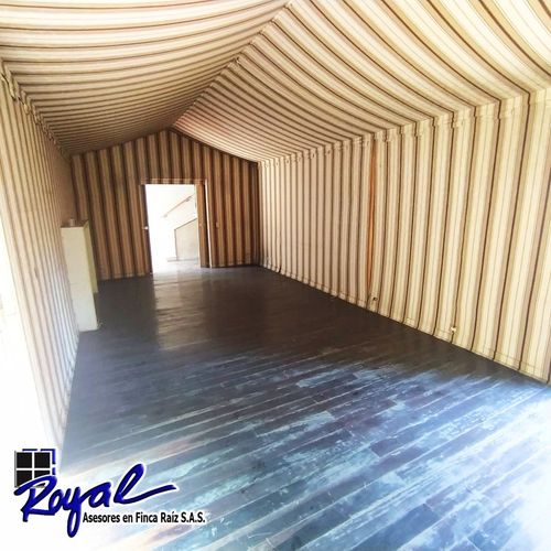 Casa de 5 alcobas en venta en El Refugio, Bogotá, 750 m² · foto 17 de 24