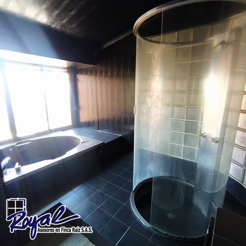 Casa de 5 alcobas en venta en El Refugio, Bogotá, 750 m² · foto 24 de 24