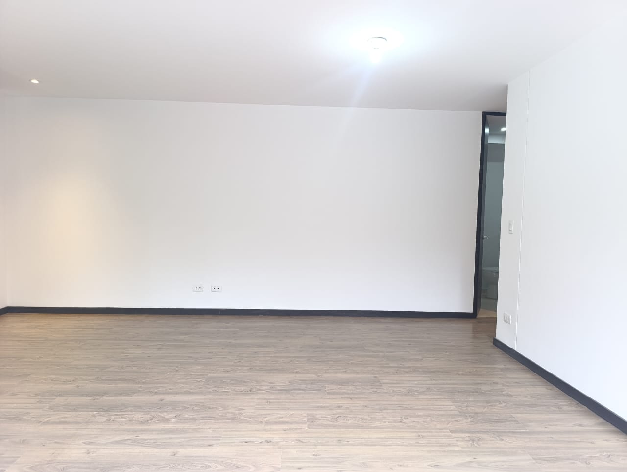 Apartamento en arriendo en El Poblado, Medellín · foto 8 de 15