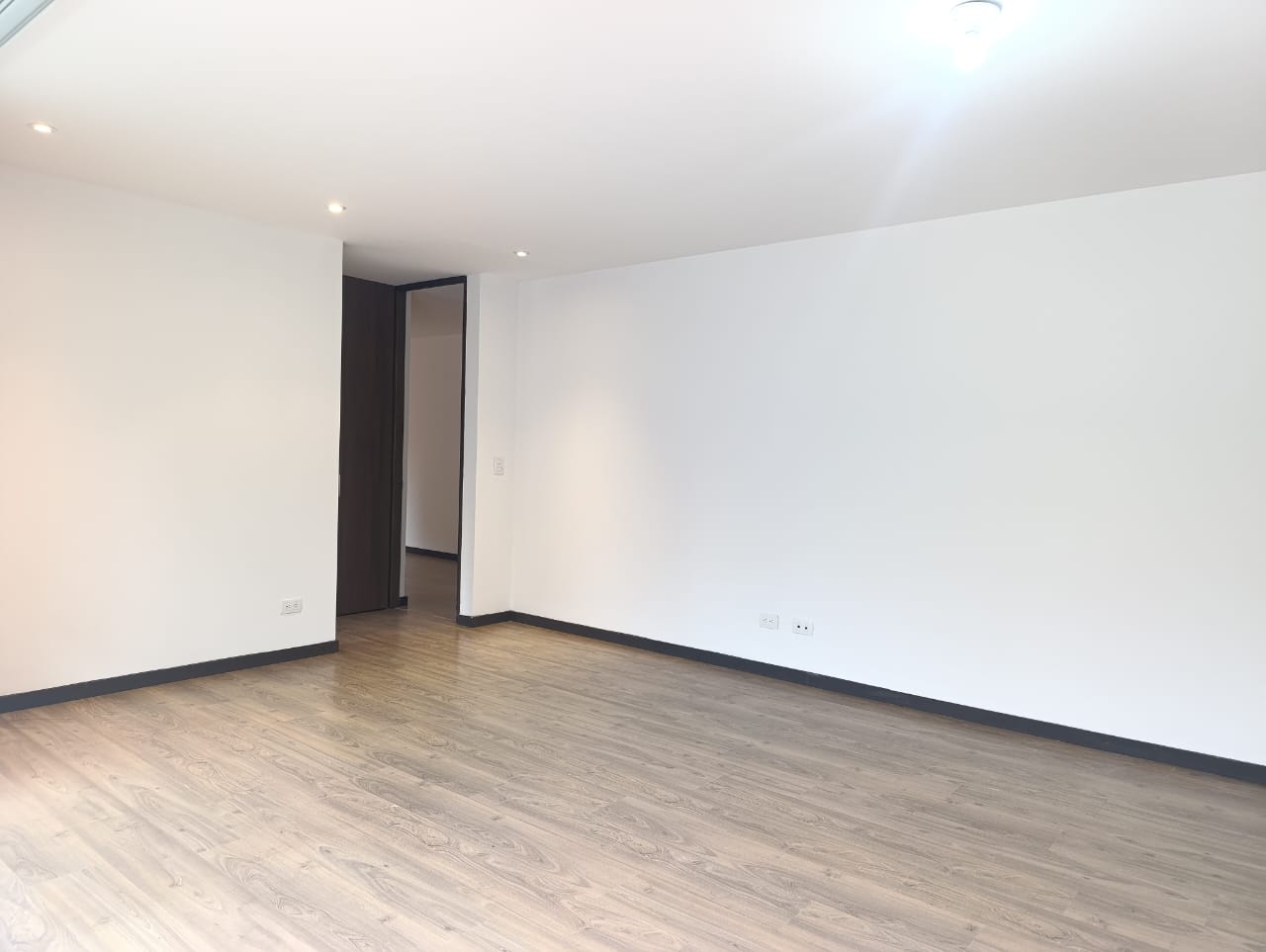 Apartamento en arriendo en El Poblado, Medellín · foto 7 de 15