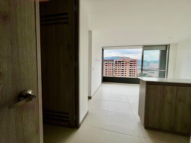 Apartamento en venta en Las Mercedes, Itagüí · foto 3 de 23