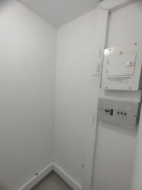 Oficina en arriendo en Cambulos, Pereira, 61 m² · foto 5 de 5