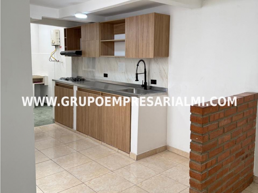 Apartaestudio for sale in Robledo, Medellín 2