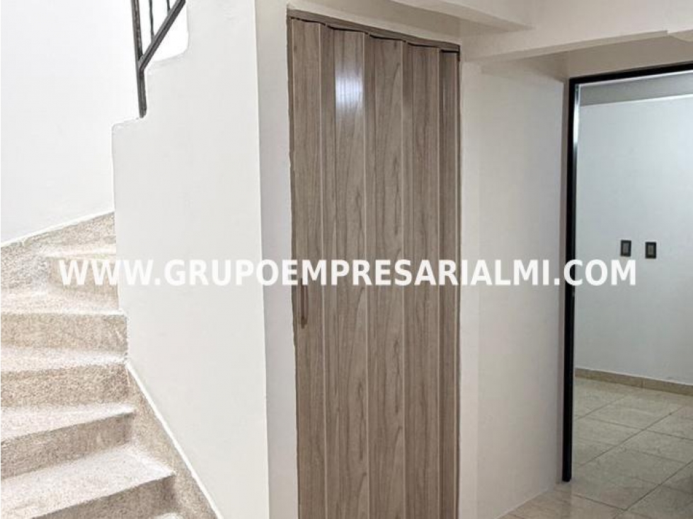 Apartaestudio for sale in Robledo, Medellín 4