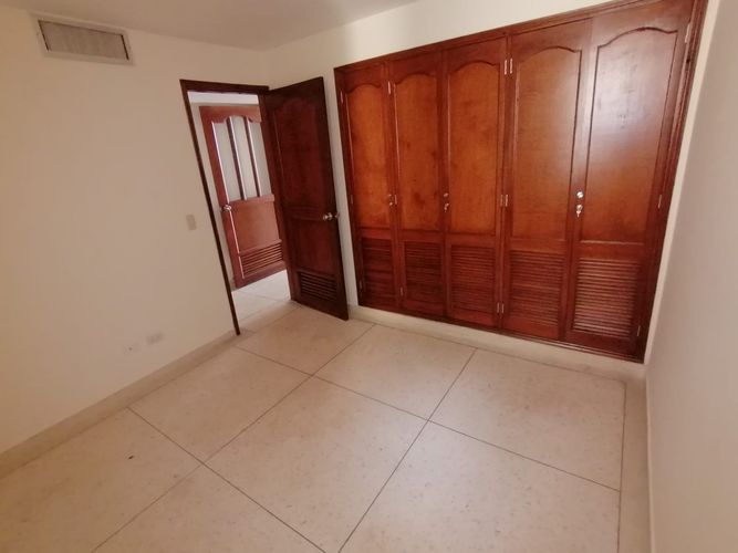 Apartamento de 4 alcobas en venta en Altos De Riomar, Barranquilla, 158 m² · foto 14 de 24
