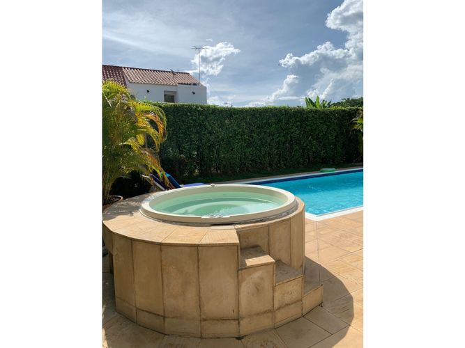 Casa de 5 alcobas en venta en Bosques De Peñalisa, Ricaurte, 280 m² · foto 3 de 19