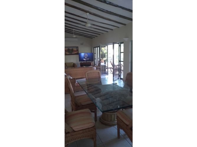 Casa de 5 alcobas en venta en Bosques De Peñalisa, Ricaurte, 280 m² · foto 15 de 19