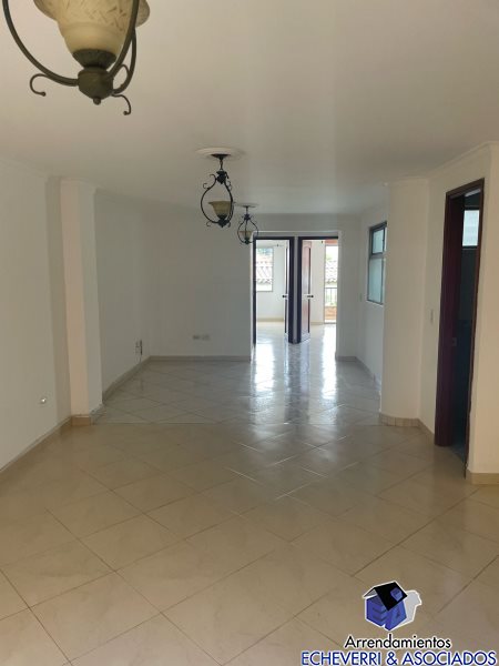 Apartamento en venta en Zona Centro, Envigado · foto 4 de 12